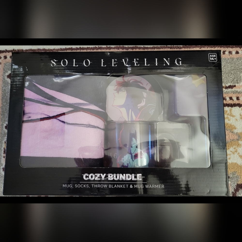 Solo Leveling Cozy Bundle - Purple Anime Mug & Blanket Set - Picture 3 of 4
